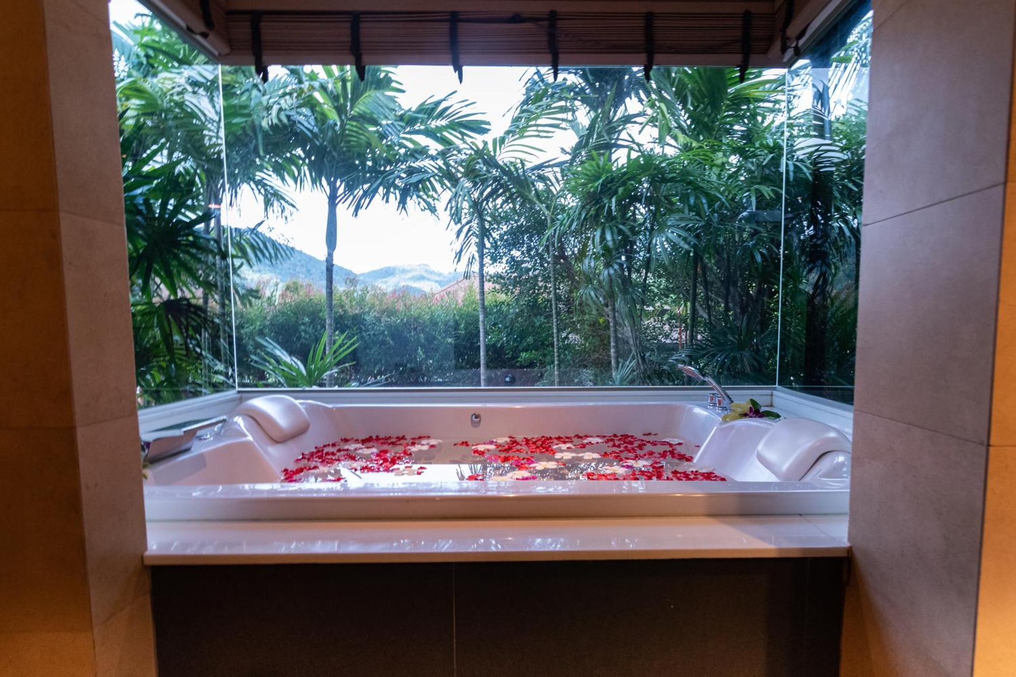 Tantawan - Private Pool 5* Kamala Beach